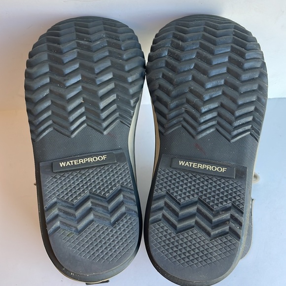 Sorel Boot Women’s size 6 - Picture 7 of 7